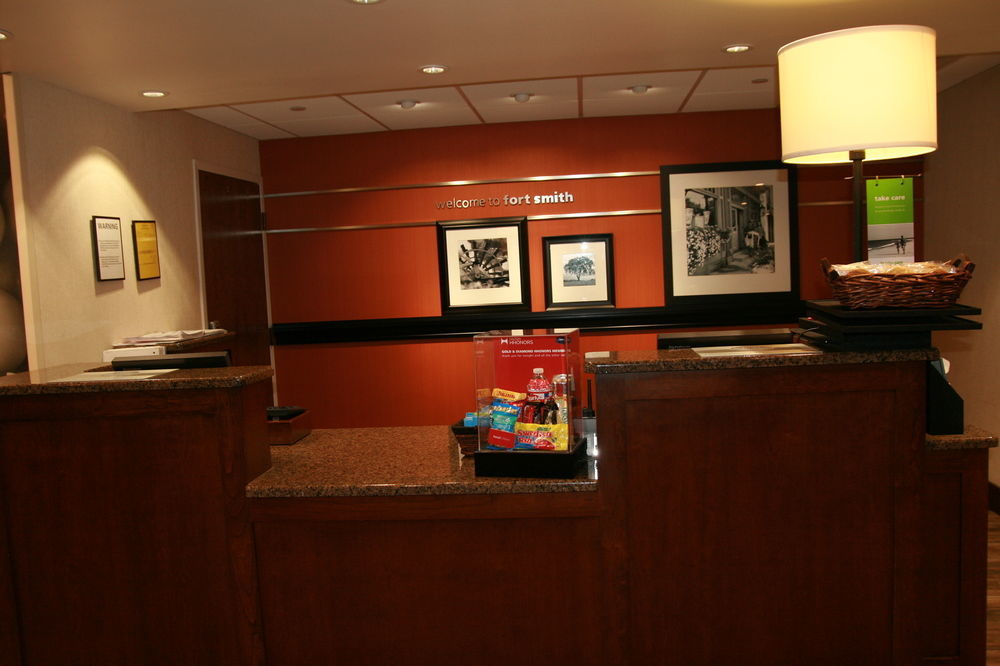 Hampton Inn By Hilton Fort Smith Bagian luar foto